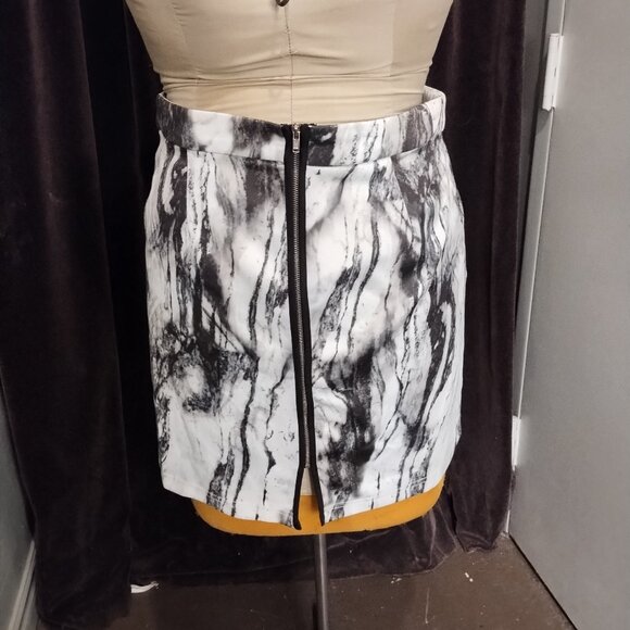 Marble Print Front Zipper Miniskirt - Size L - Picture 1 of 4